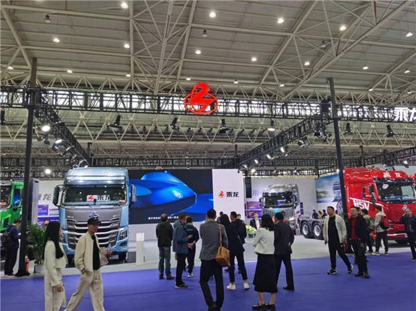 不仅看车，还能看微电影，东风柳汽强势出击武汉商用车展
